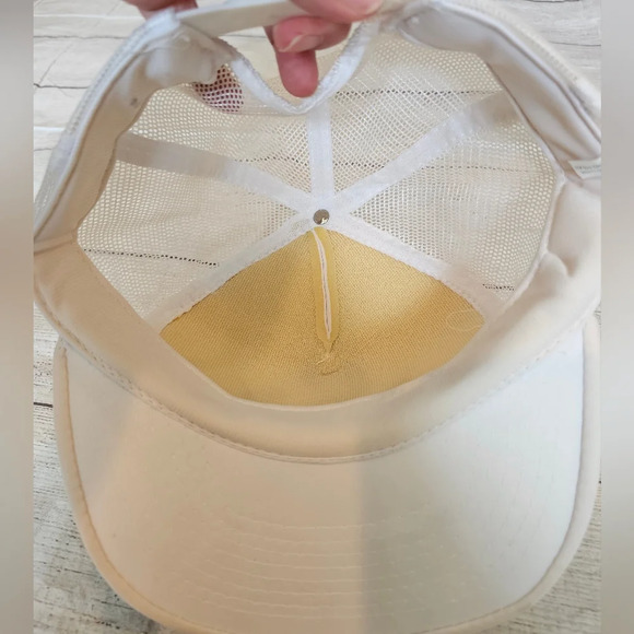 Bugs Bunny Warner Bros Inc. 1988 Vintage White Trucker Mesh Snap Back Hat - Picture 6 of 9